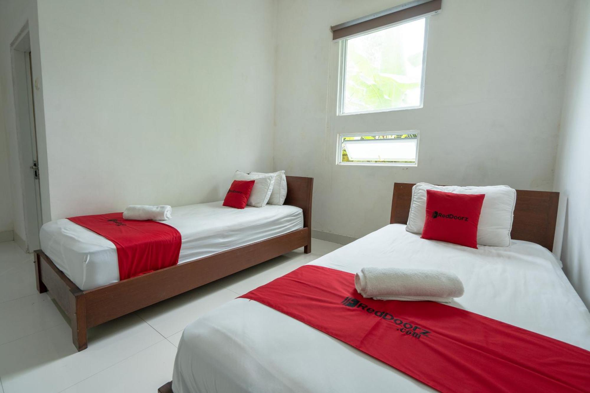 Reddoorz Near Ubud Village Sukawati Eksteriør billede
