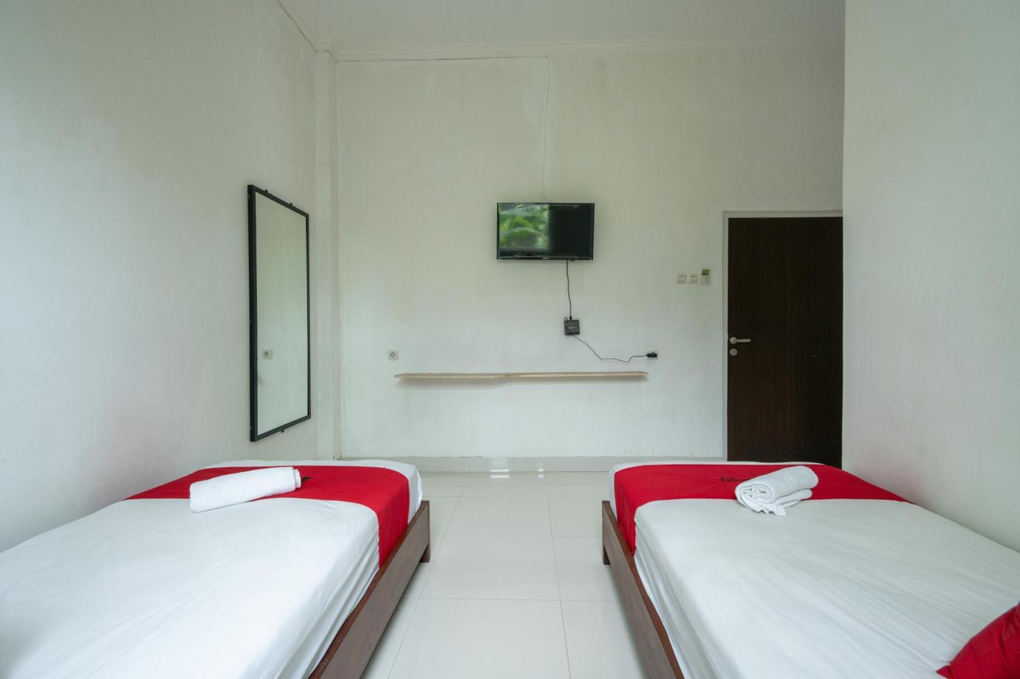 Reddoorz Near Ubud Village Sukawati Eksteriør billede